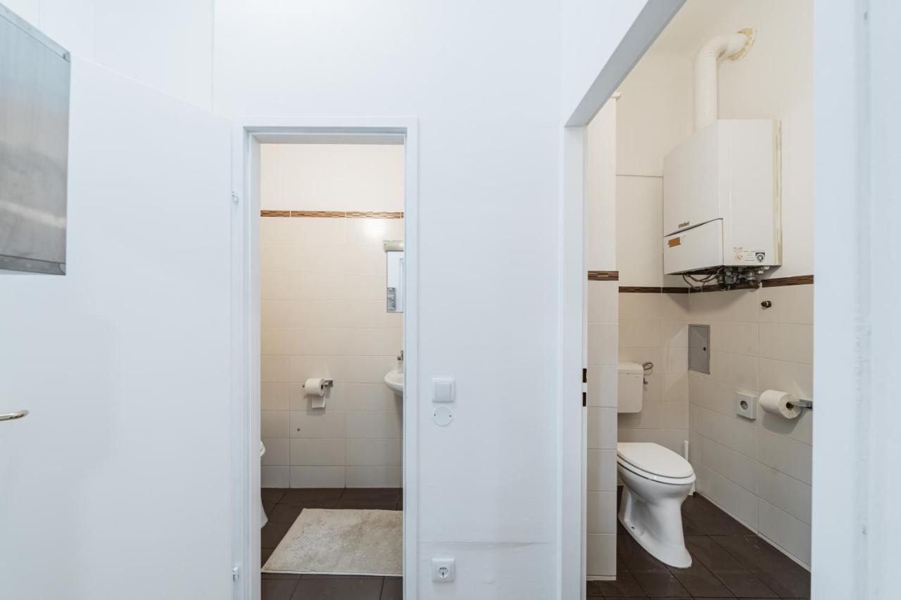 Central City Rooms By Home2 Bécs Kültér fotó
